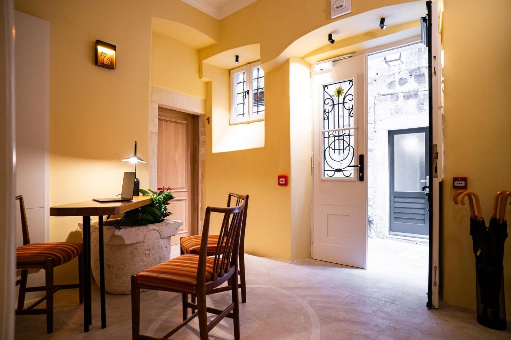 7Oaks Noble House Hotel Dubrovnik Exterior photo